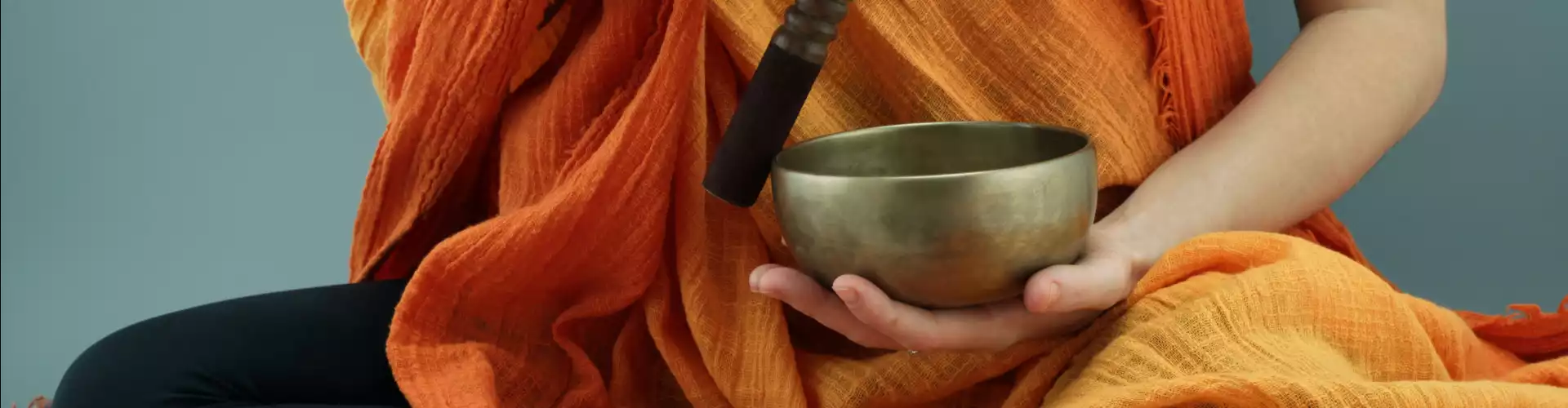 Tıbbi Çigong ve Sesle Şifa - Online Class by Stephanie Brail