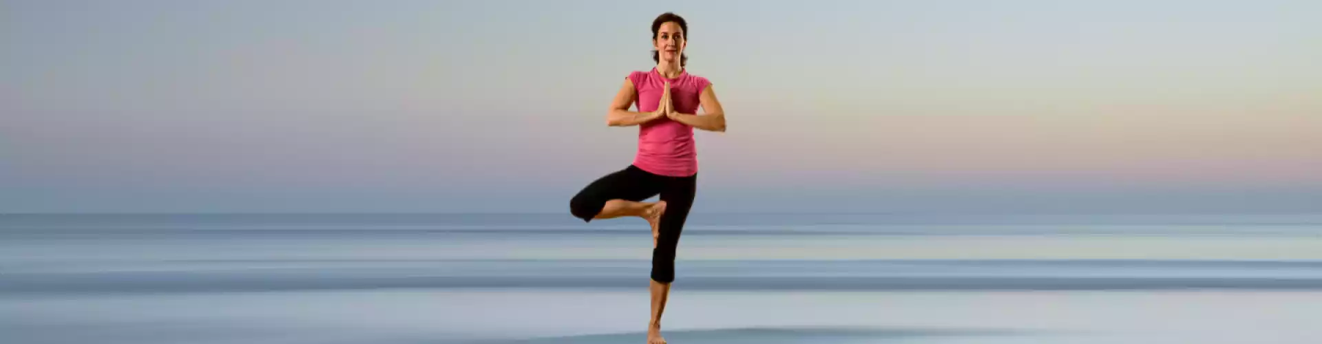 Denge ve Kararlılık için Yoga - Online Class by Cassaundra Paolini