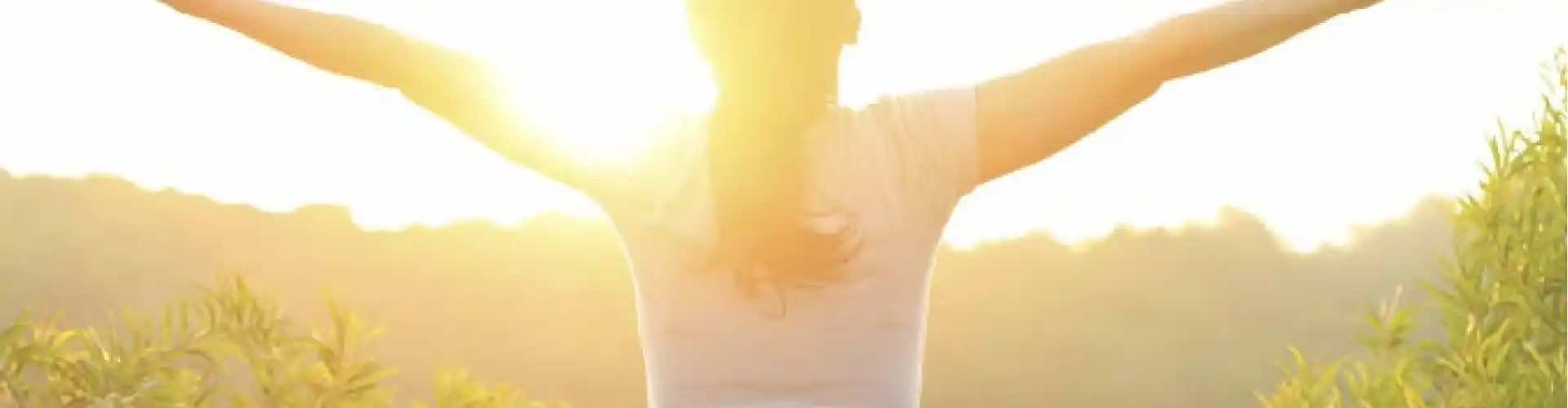 Hormone lành mạnh - Tìm sự cân bằng trong thời kỳ tiền mãn kinh và sau đó - Online Class by Jess Anderson