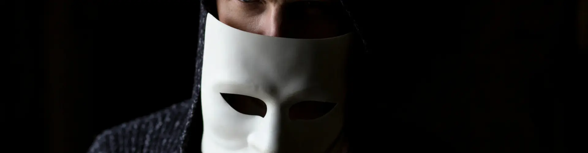 Διαδικτυακό σεμινάριο 1 για τις Σύγχρονες Σκοτεινές Δυνάμεις - Online Class by Alessandro GLH